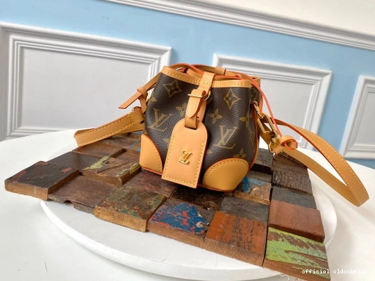 Official oldcobbler LOUIS VUITTON NOÉ PURSE 0719